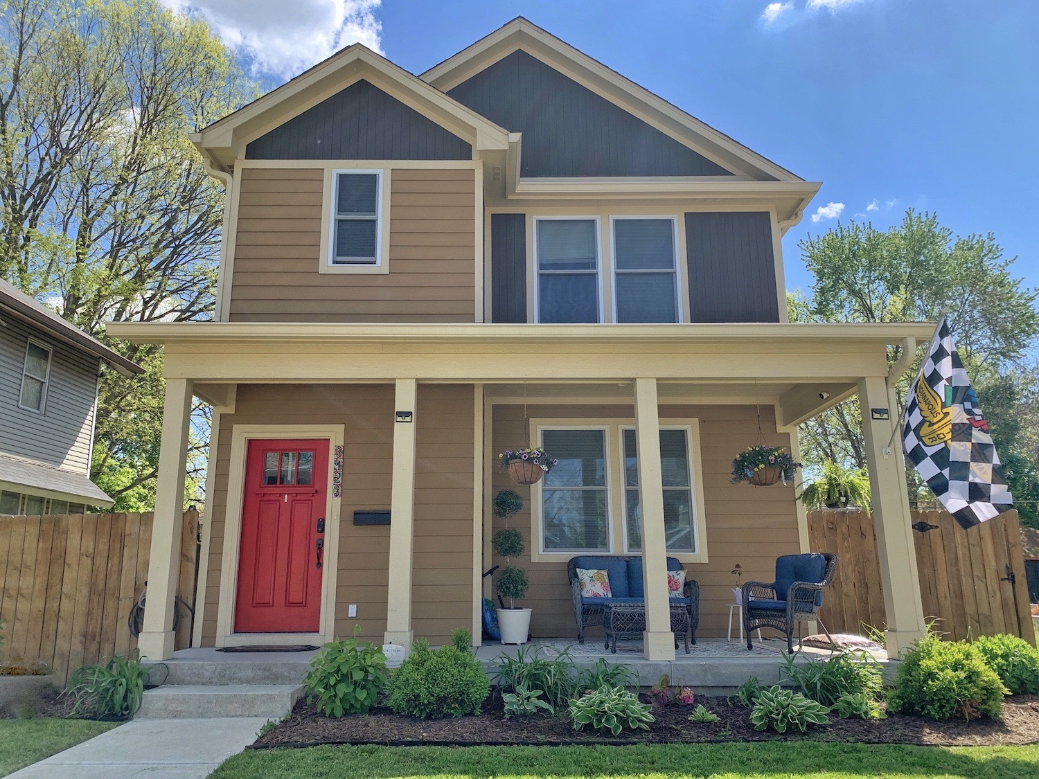 Property main image