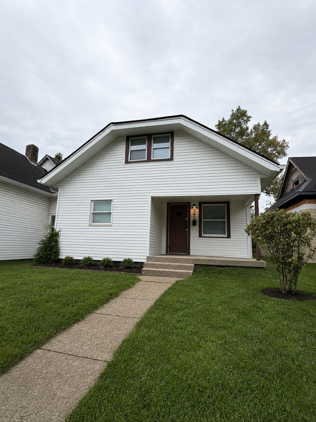 866 West 25th Street